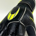 Gants Futsal Maze Black