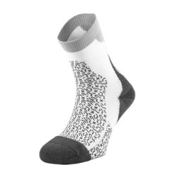 Non-slip wrap-around sports sock ByN