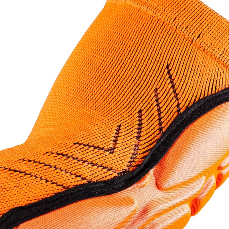 Elbow Pad Covenant in color orange Ho Soccer